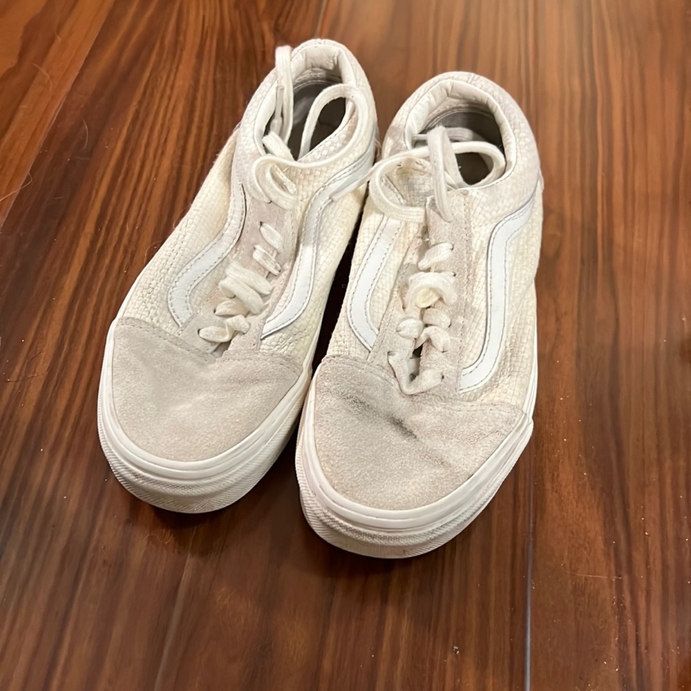 White vans